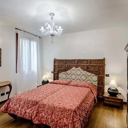 Guerrato * Venice