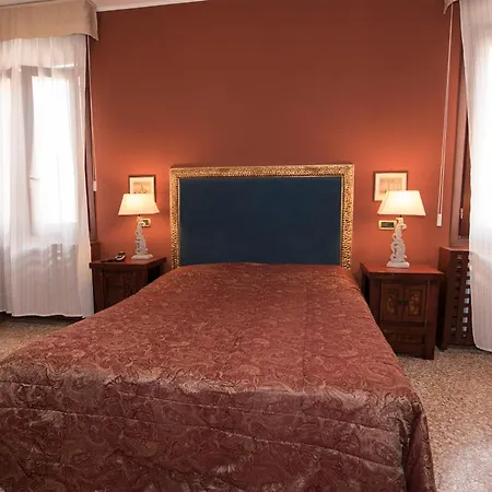 Guerrato * Venice